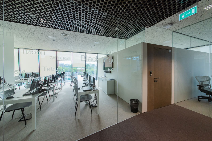 Фото Цельностеклянные перегородки NAYADA-Crystal