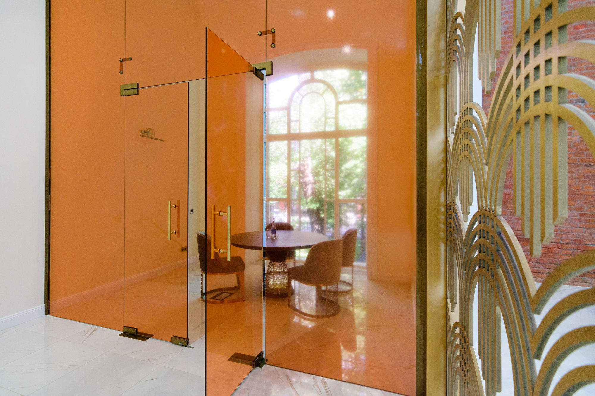 Фото Цельностеклянные перегородки NAYADA-Crystal