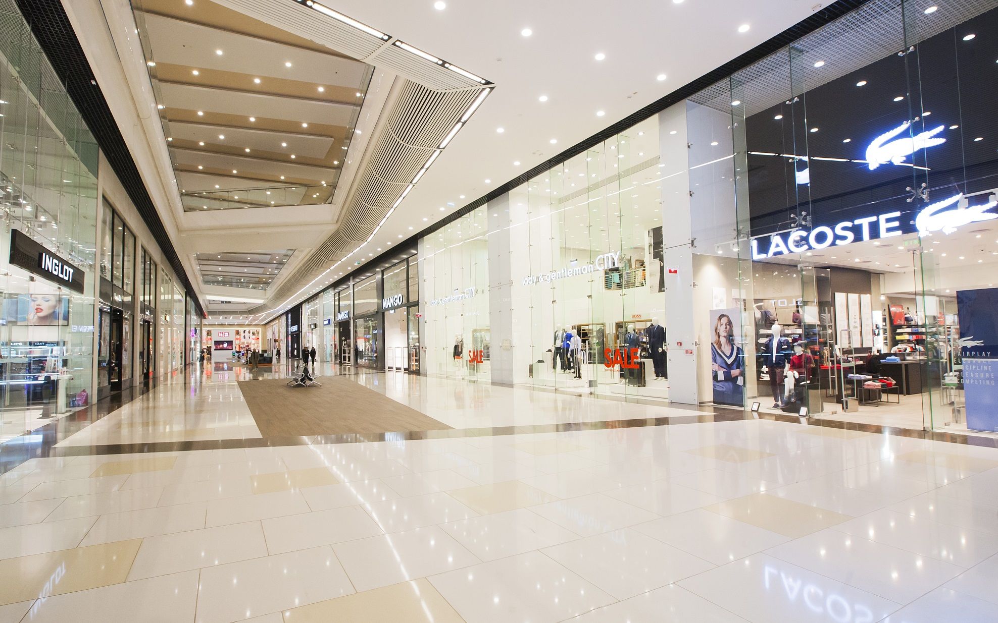 Фото Цельностеклянные перегородки NAYADA-Crystal