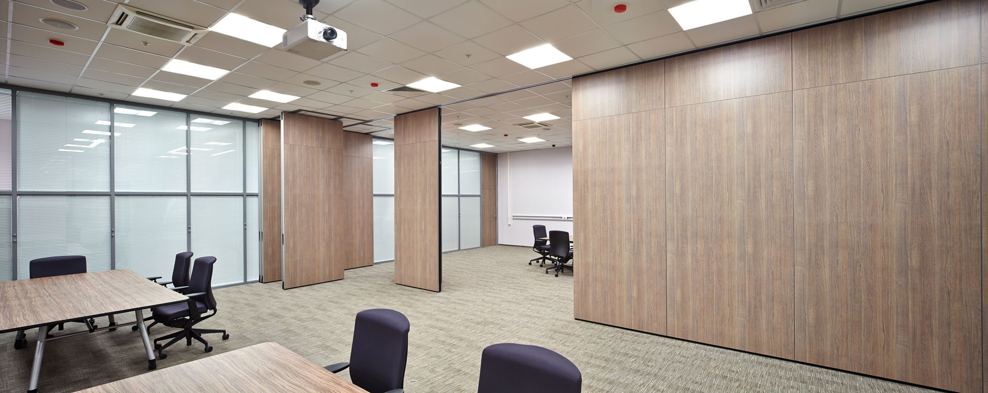 Фото Глухие раздвижные перегородки NAYADA SmartWall H5/H7