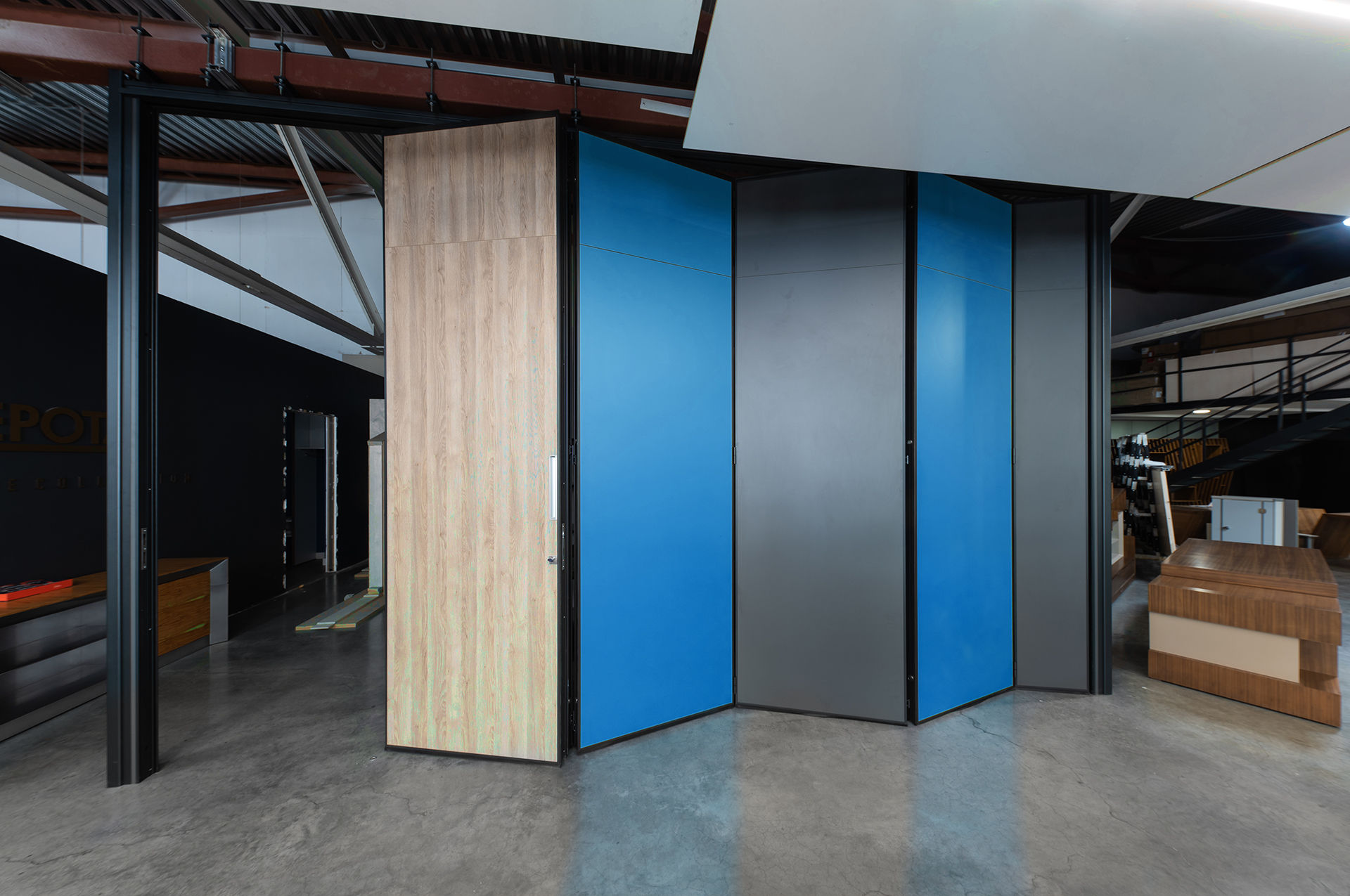 Фото Глухие раздвижные перегородки NAYADA SmartWall H3