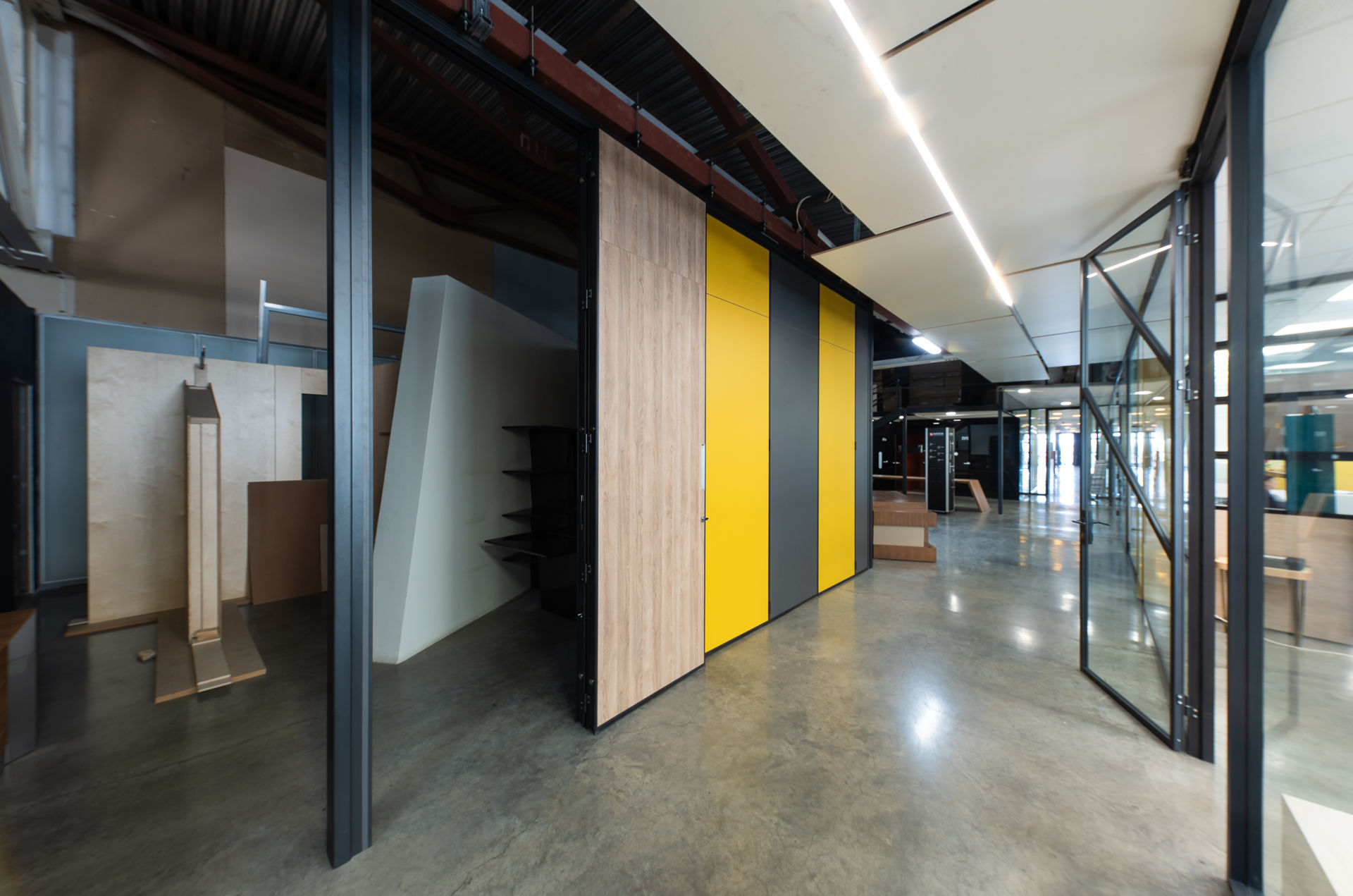 Фото Глухие раздвижные перегородки NAYADA SmartWall H3