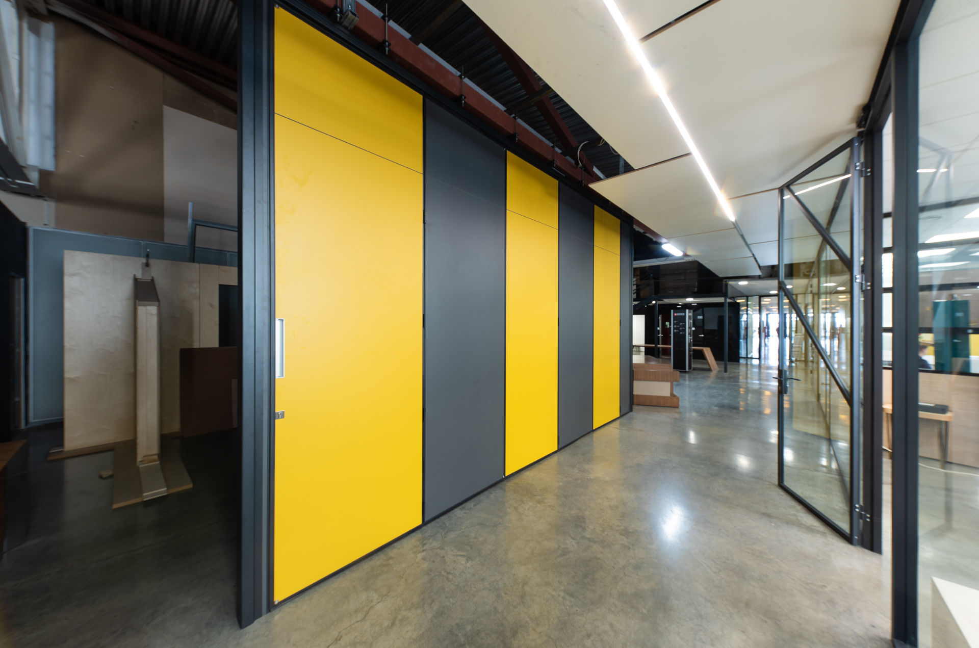 Фото Глухие раздвижные перегородки NAYADA SmartWall H3