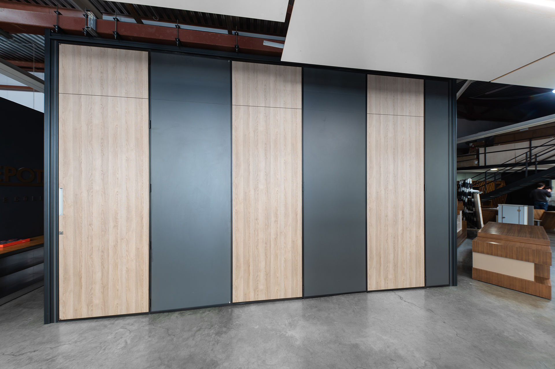 Фото Глухие раздвижные перегородки NAYADA SmartWall H3