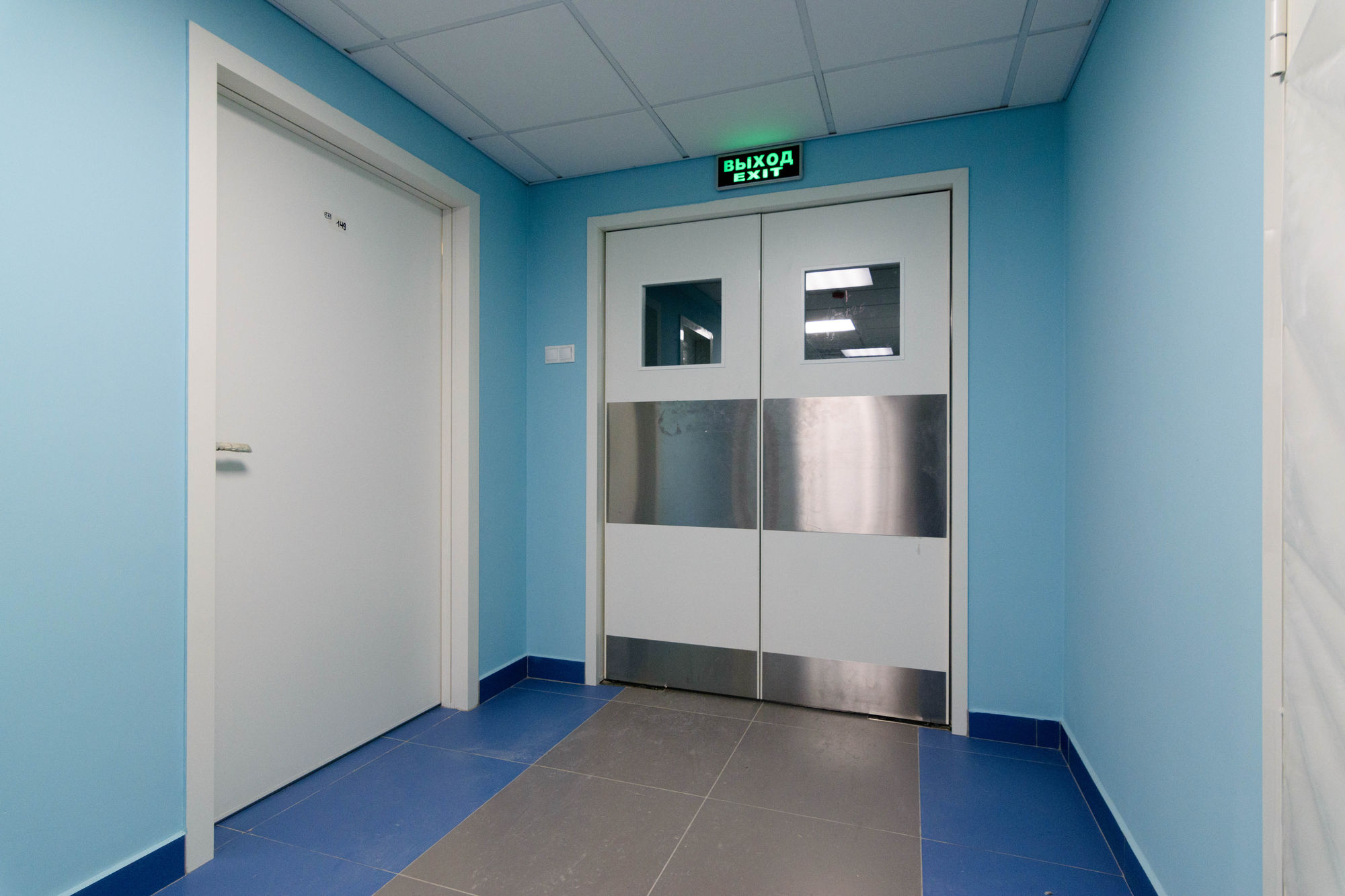 Фото Защитный барьер для стен