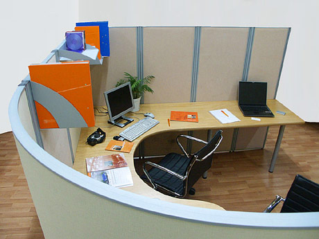 Радиальный модуль офисной мобильной перегородки NAYADA-Blitz