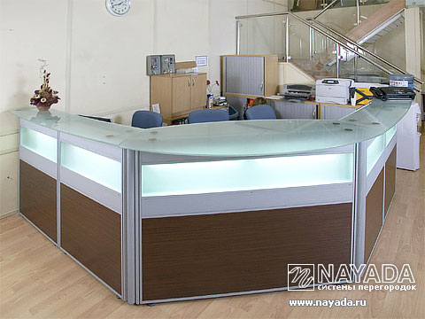 Новинка в коллекции стоек NAYADA-Reception