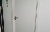 Установка офисных перегородок и дверей в офисном центре 