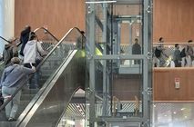 Монтаж дверей и перегородок в Международном аэропорту Рощино имени Д. И. Менделеева